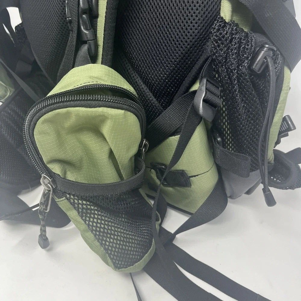 Orvis Fly Fishing Backpack Olive Drab Hiking Rod Bag Water-Resistant